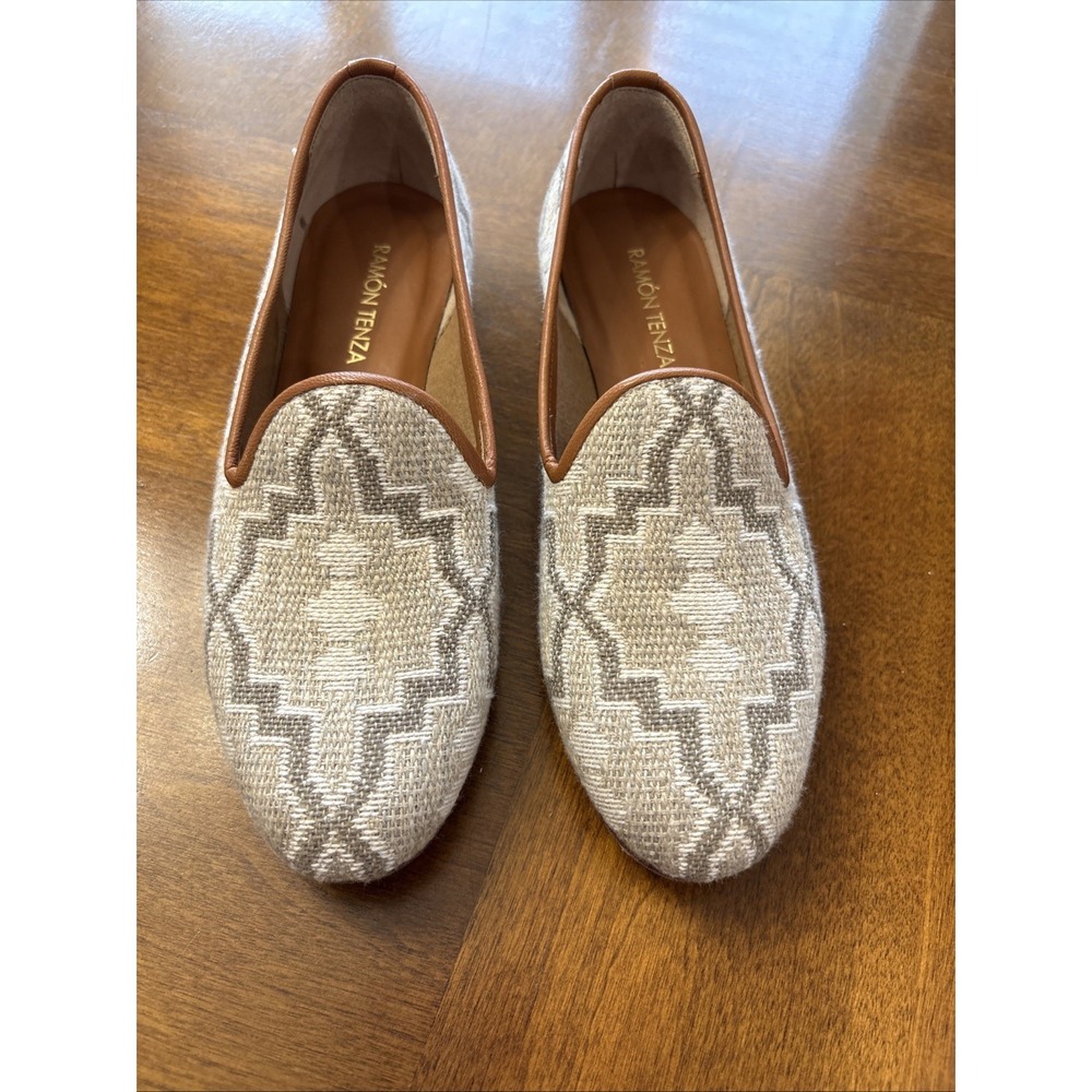 Aztec Natural Flats By Ramon Tena Women's Slip On Size 7.5  Spain
